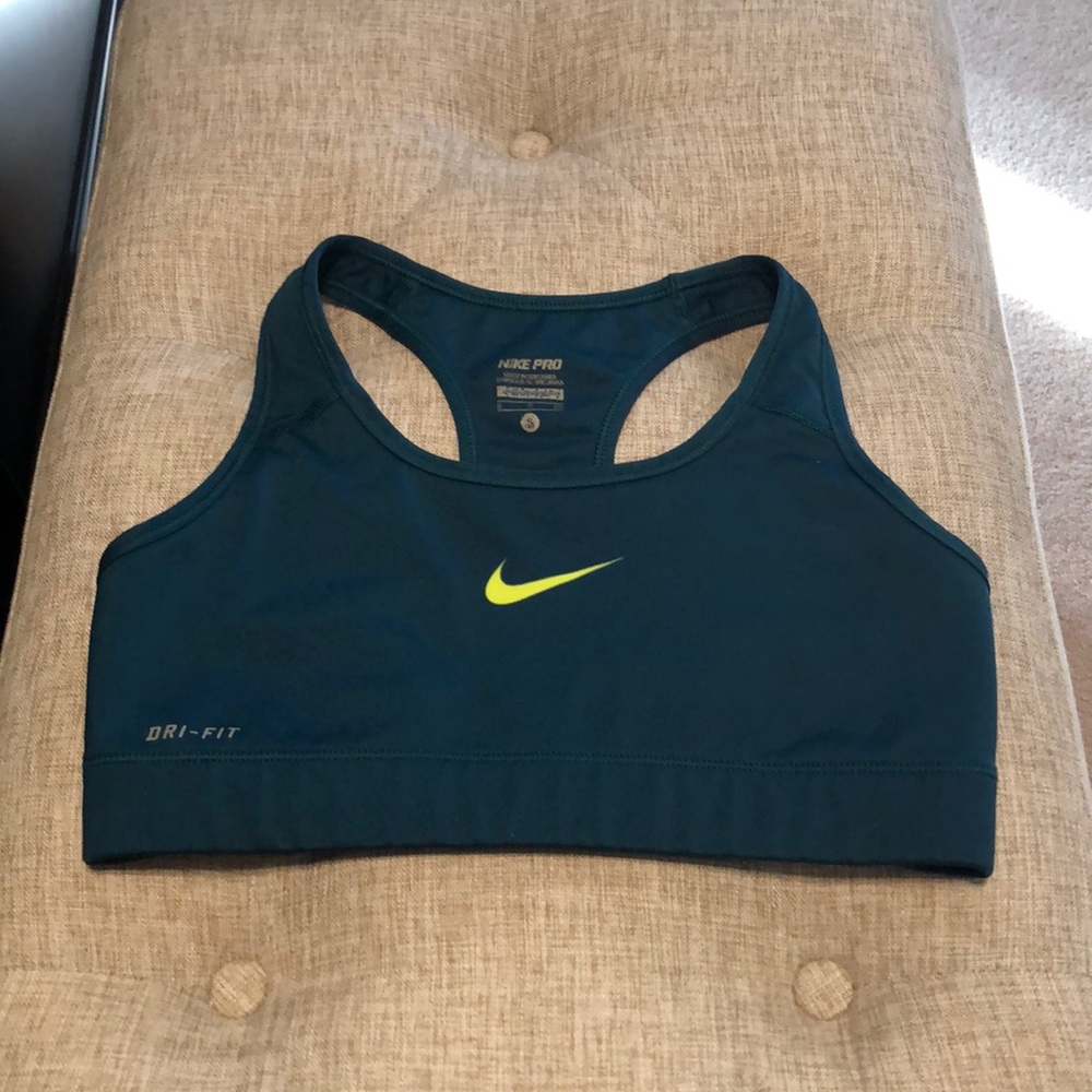 Nike Pro DriFit sports bra 💥LOWEST PRICE
